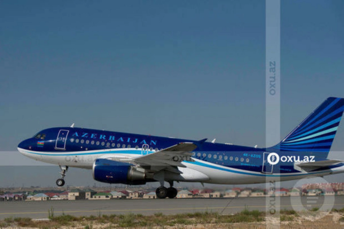Рейс Баку - Нахчыван вернулся в аэропорт из-за ветра - ВИДЕО